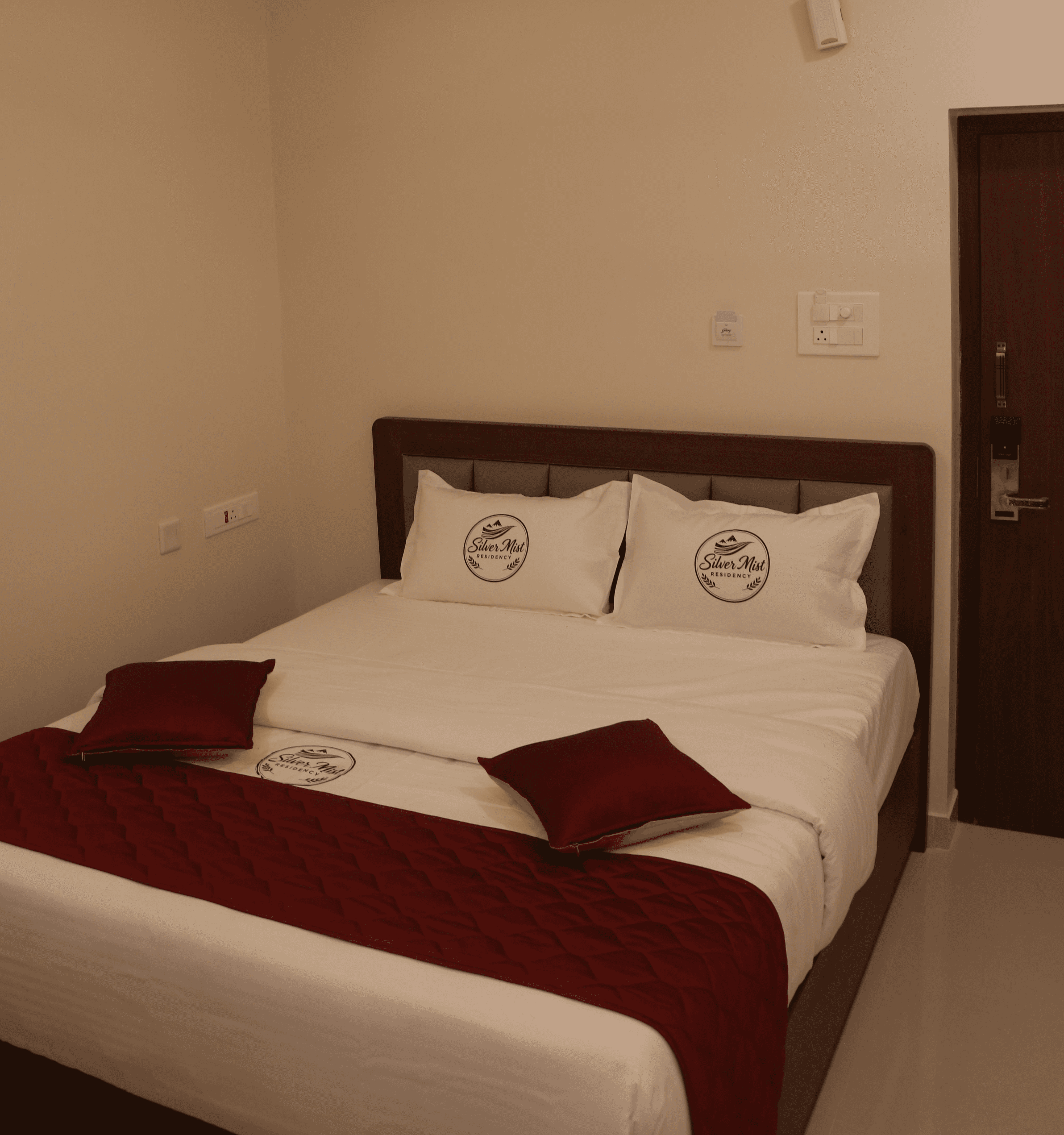 Deluxe Non-AC Room Stay in Yercaud